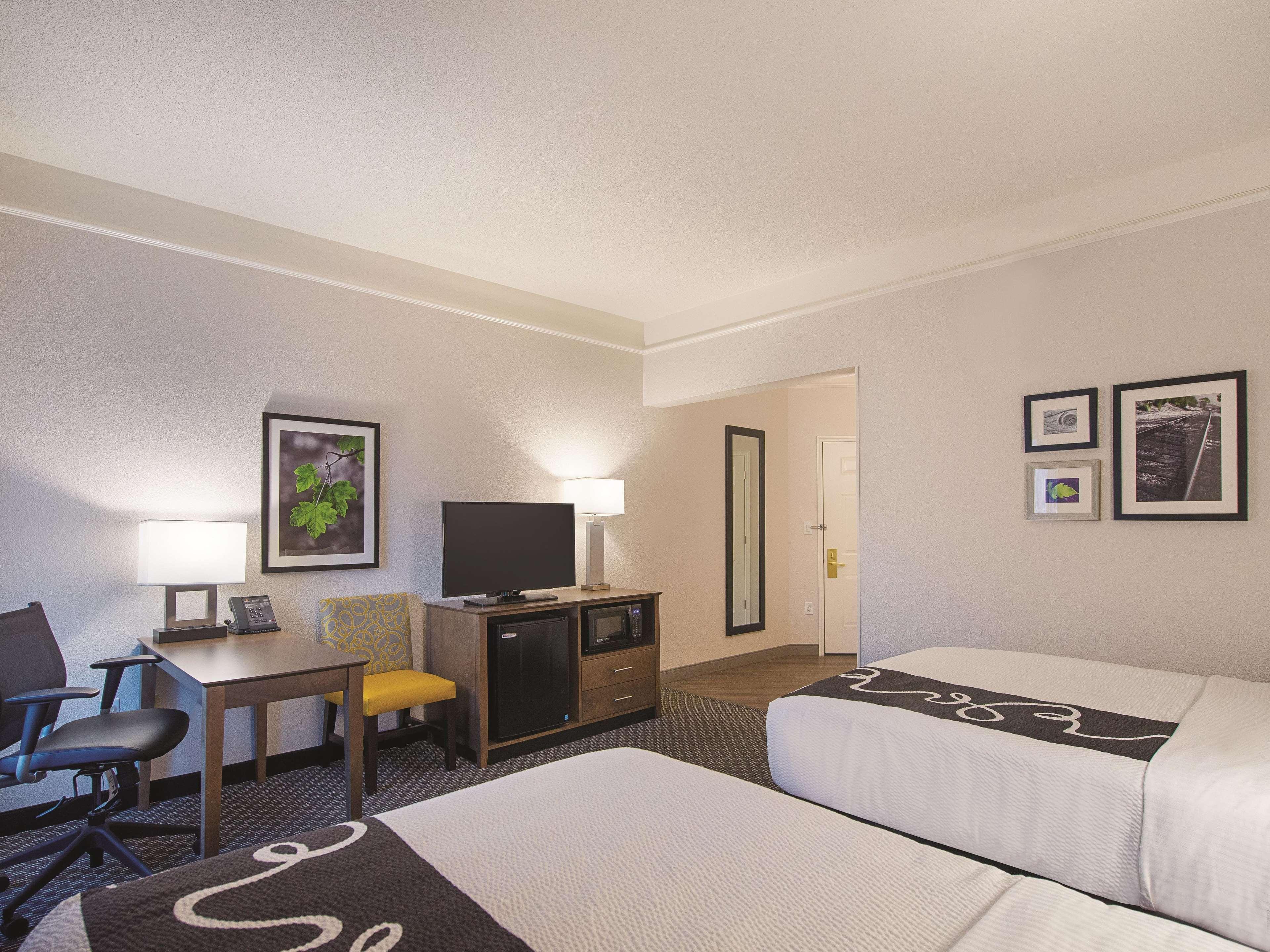 La Quinta By Wyndham Oklahoma City - Nw Expwy מראה חיצוני תמונה