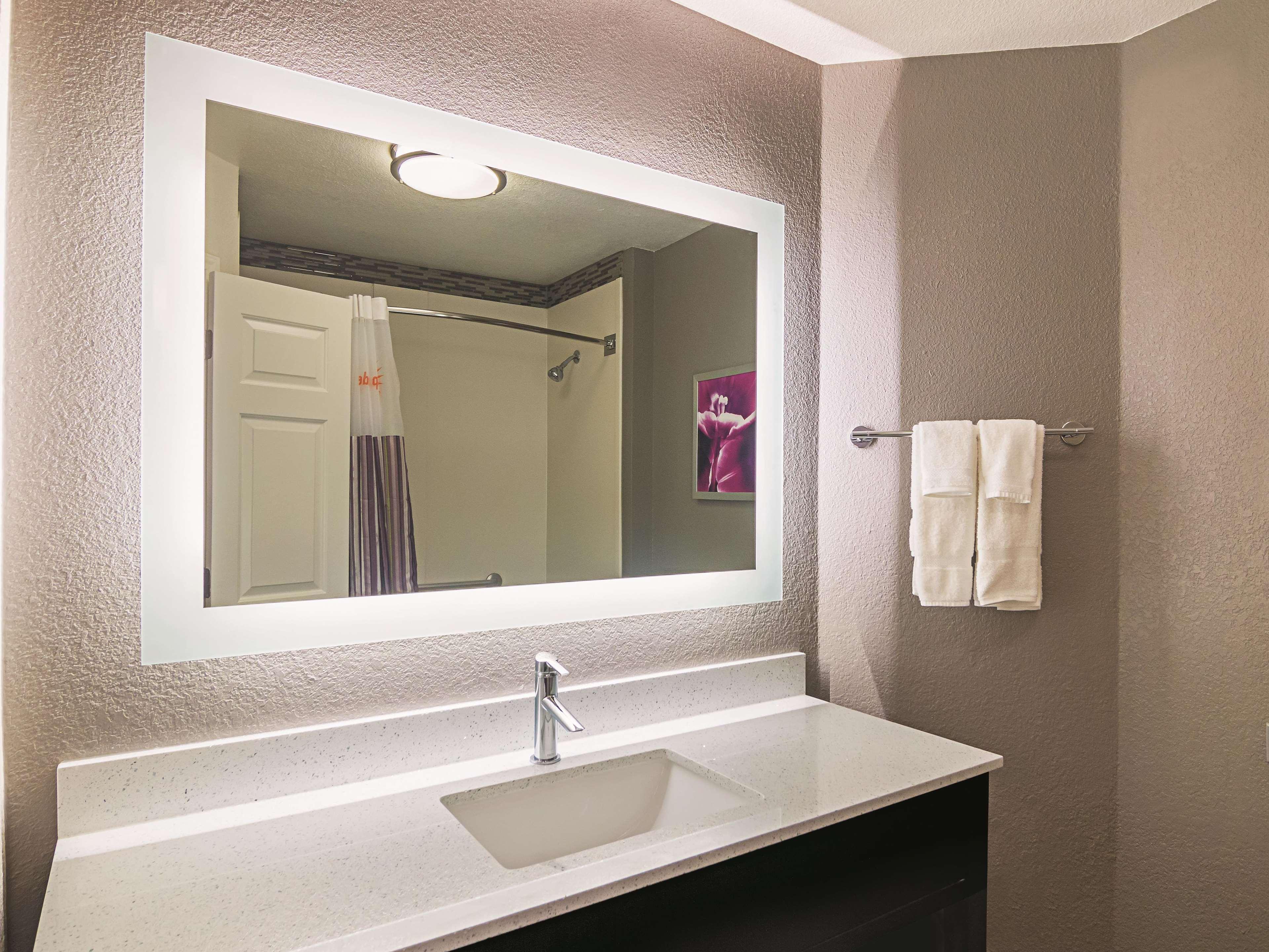La Quinta By Wyndham Oklahoma City - Nw Expwy מראה חיצוני תמונה